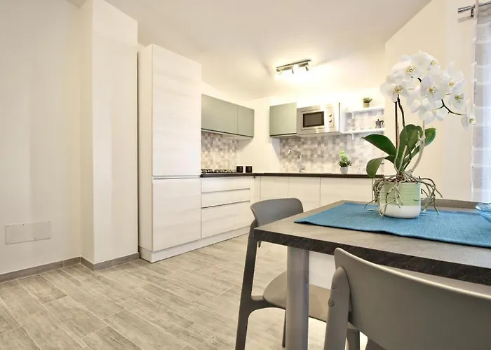 Nicolo * Бауней